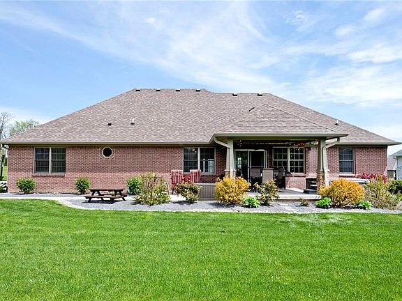 5th image of 1438 Manchester Dr