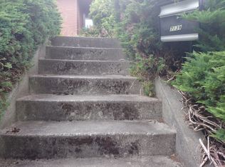 7139 35th Ave SW, Seattle, WA 98126