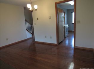 9 Magnolia Hill Ct, Cromwell, CT 06416