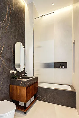 Bathroom, photo 1