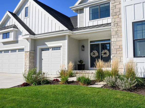 905 Roger Ct, Waunakee, WI 53597
