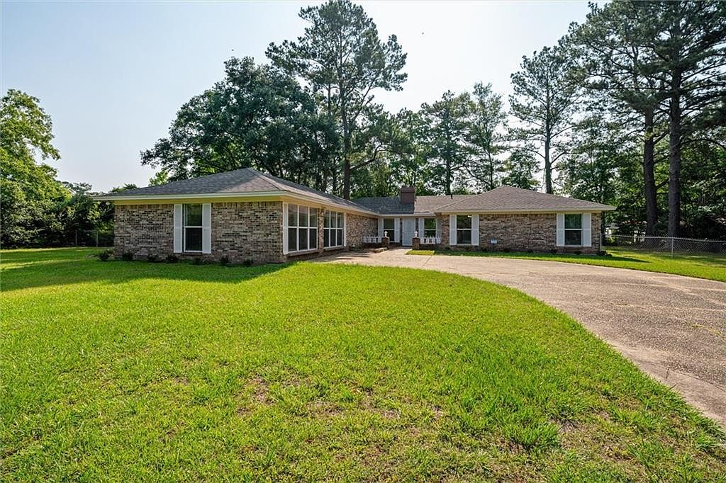 1202 Forest Park Ave, Bay AL 36507 MLS 7229458 Zillow