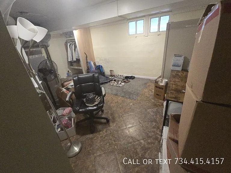 818 Packard St — Photo 31