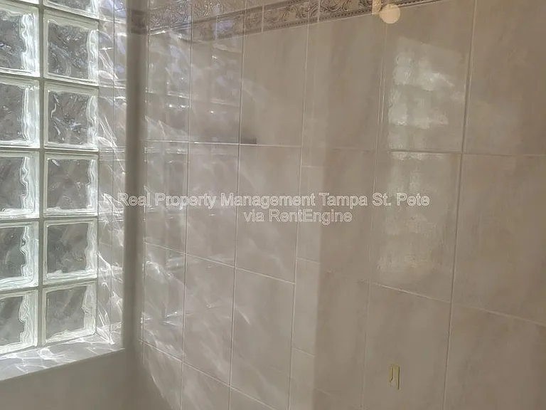 1314 Avonwood Ct — Photo 18