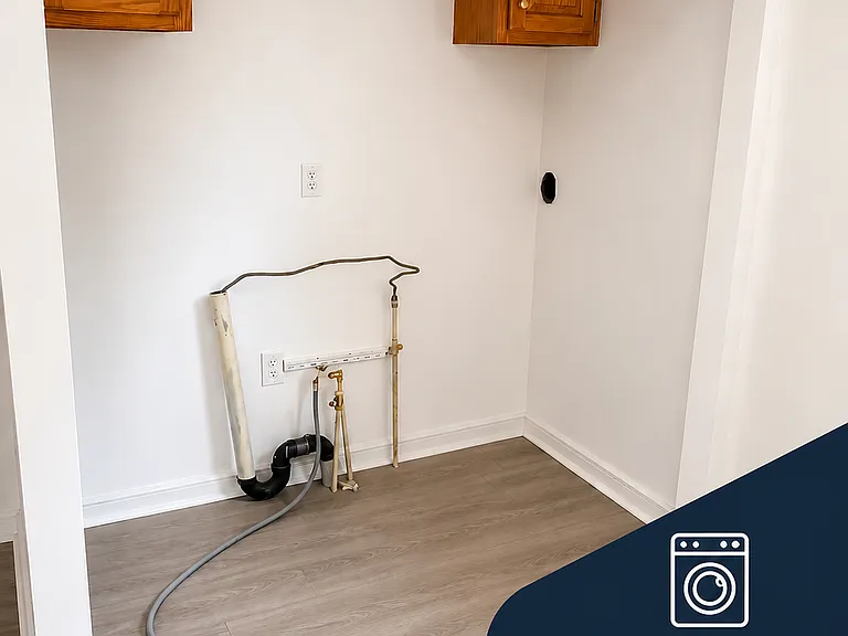 Laundry hookups in the same floor