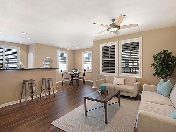 4th image of 1801 E Katella Ave APT 2027