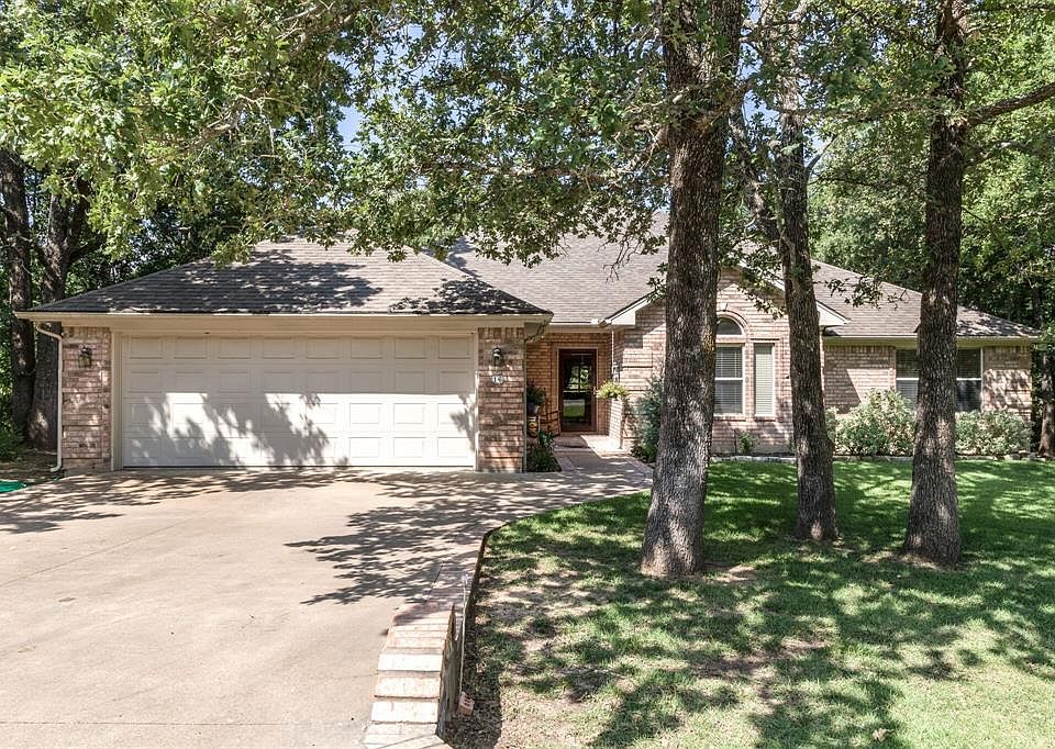 1st image of 23016 Westmeadow Dr