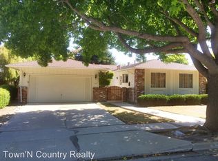 516 College Dr, Salinas, CA 93901