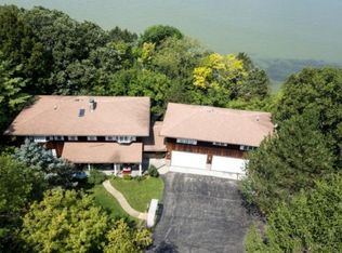 27220 N Darrell Rd, Wauconda, IL 60084