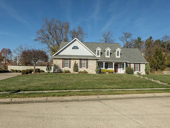 2nd image of 10 Highland Dr
