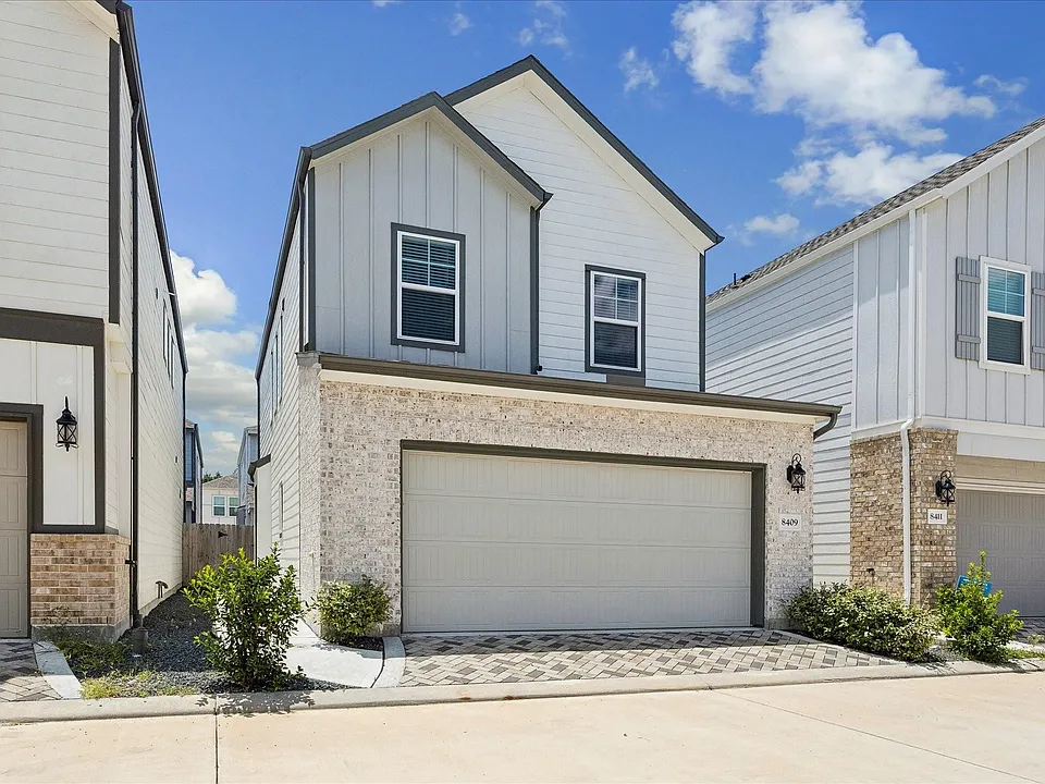 8409 Arden Valley Ln