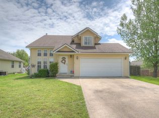 406 Walton St, Carl Junction, MO 64834