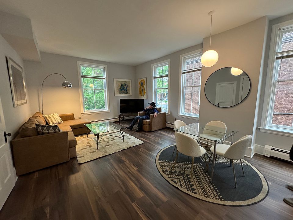 1st image of 1211 Delaware Ave #202
