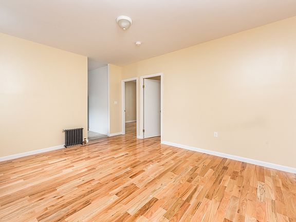 4th image of 612 W 184th St APT 41