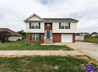 109 Ethan Ct, Vine Grove, KY 40175