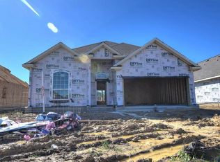 6515 Hunters Trace Ln, Baytown, TX 77521