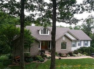 209 Lakeview Dr, Eureka, MO 63025