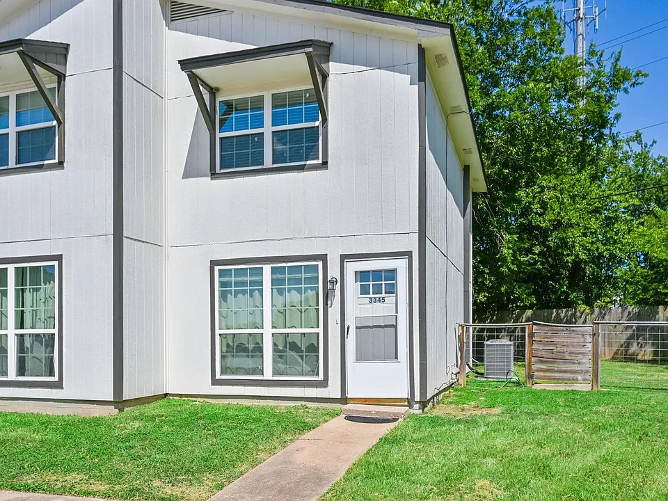 3345 Lodgepole Cir
