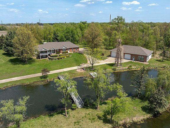 4th image of 600 Woodland Dr