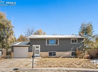 126 Cherry Cir, Fountain, CO 80817