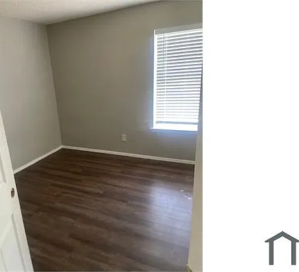 1029 Halifax Ln — Photo 11