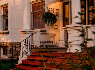120 Wurtemburg St #1432642, Ottawa, ON K1N8M3