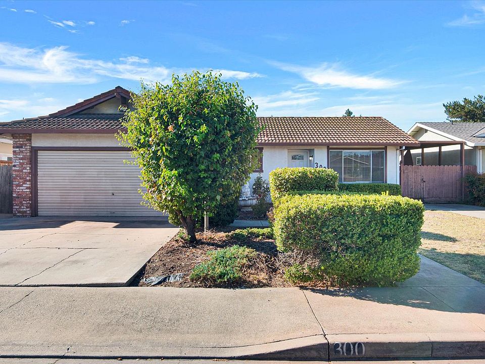 1st image of 300 Brian Ln