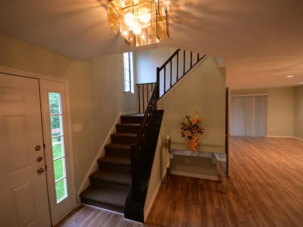 271 Hudson Ct, Southampton, PA 18966