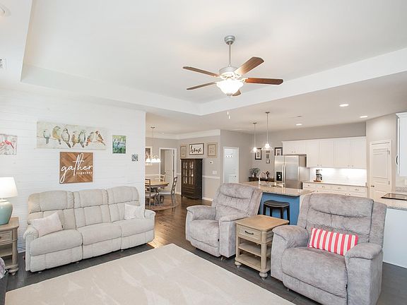 2nd image of 1128 Cavaletti Cir W