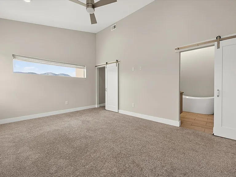 1407 Rogers Ct — Photo 23