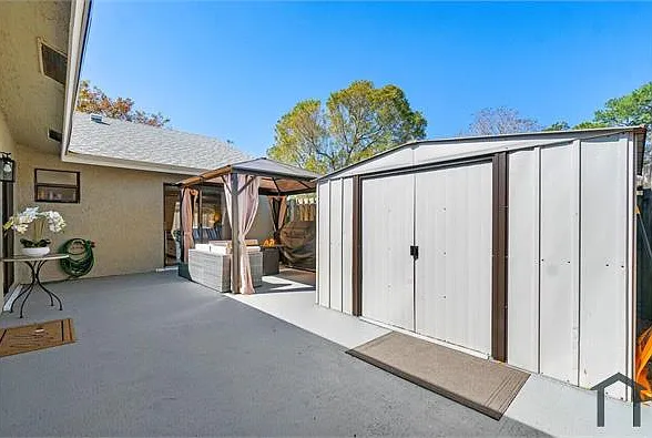 1106 Hyacinth Pl — Photo 24