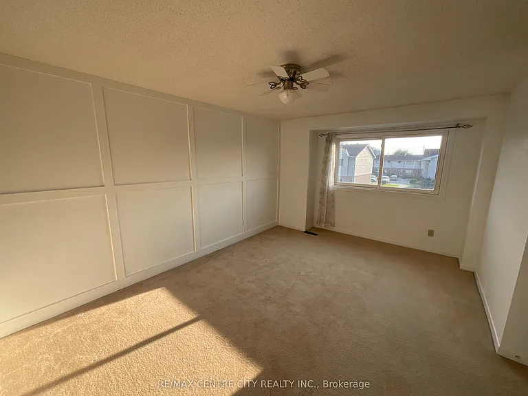 89 Highview Ave E #39 — Photo 12