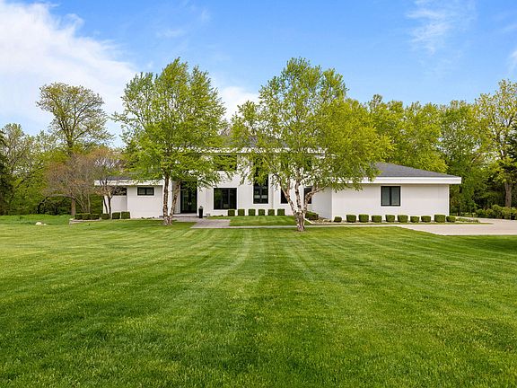 2nd image of 50125 Goldleaf Dr