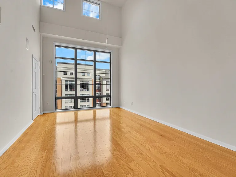 26 Avenue At Port Imperial #438 — Photo 4
