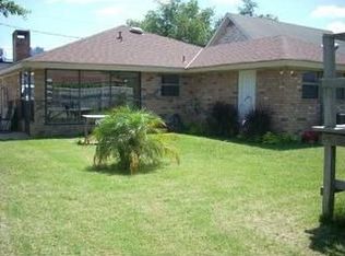 313 E Morales St, Chalmette, LA 70043
