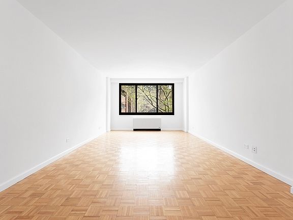 3rd image of 470 Lenox Ave APT 3T