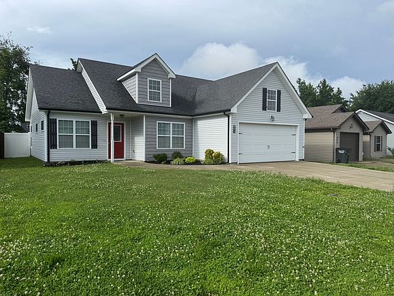 3rd image of 489 Medallion Cir