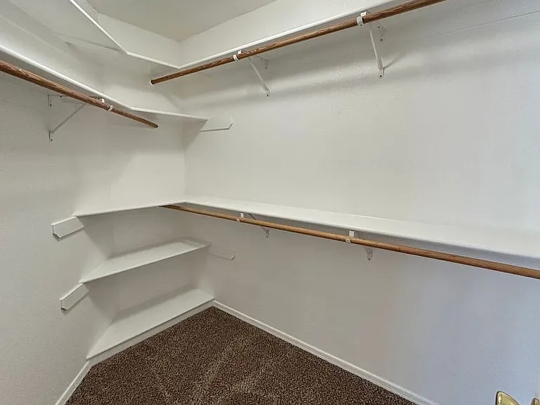 1668 Riverbelle Dr — Photo 14