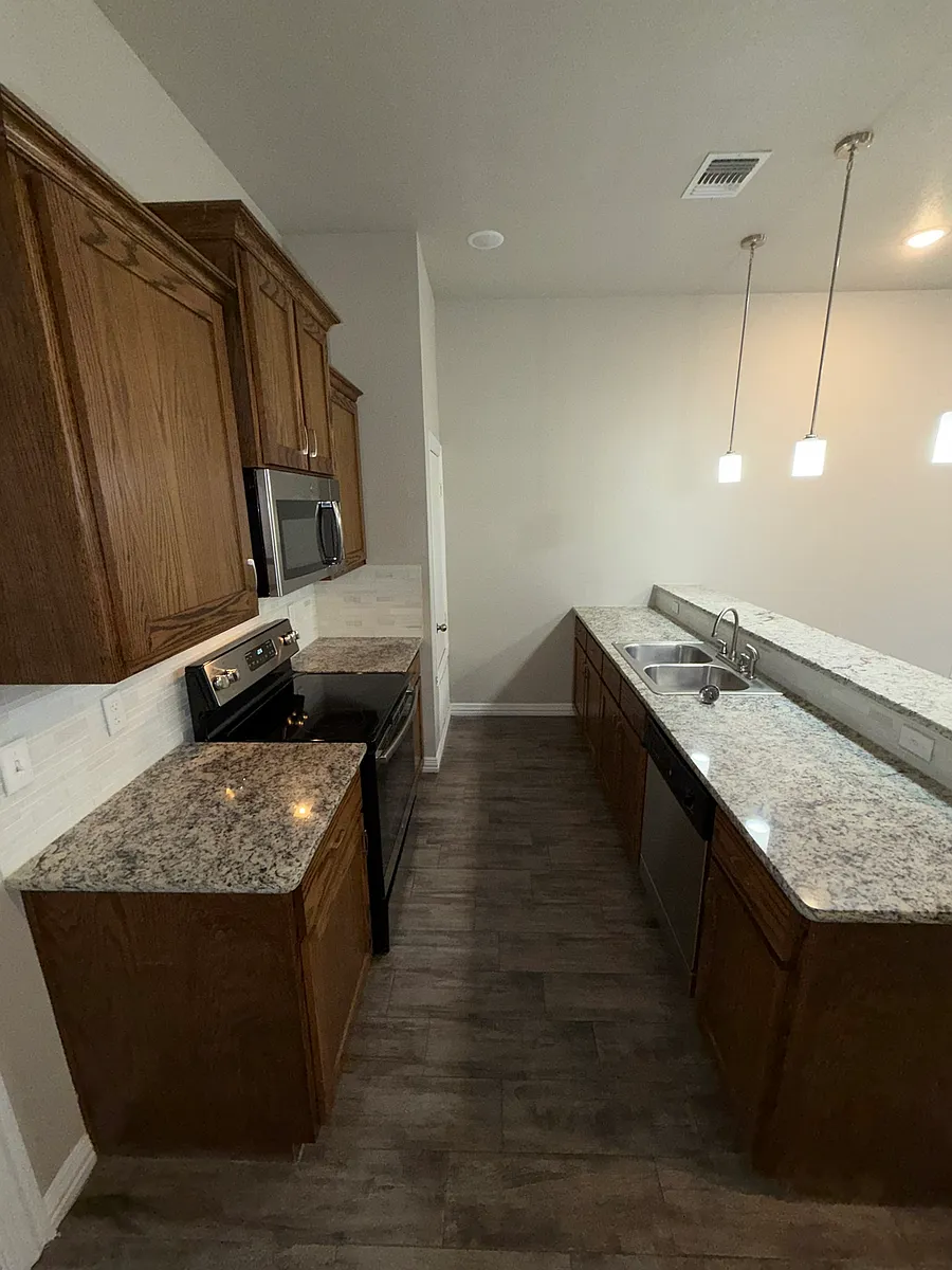 Building Photo - 3311 Bordon Dr