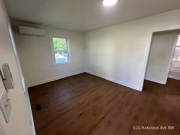 424 Hanover Ave NW, Roanoke, VA 24016