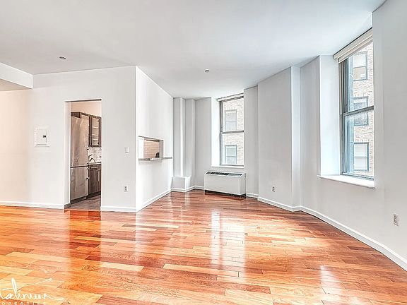 2nd image of 82 Beaver St APT 605