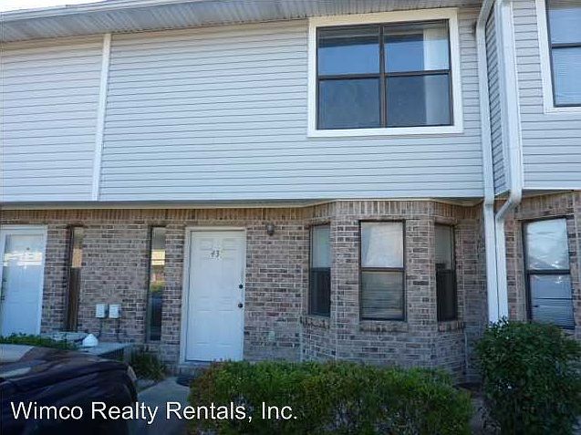 1st image of 437 Waterway Ln