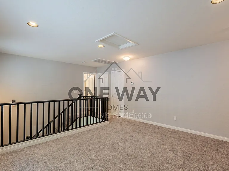 1057 S Deerfield Ln — Photo 26