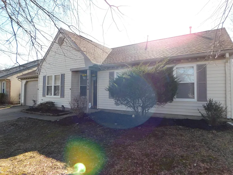 1433 Drumheller Dr — Photo 3