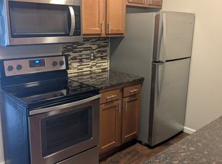 203 Trealout Dr #A-30, Fenton, MI 48430