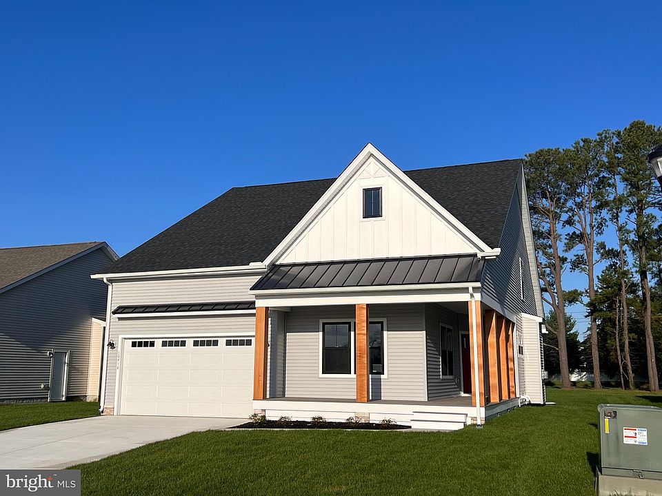 1st image of 16418 Four Leaf Dr