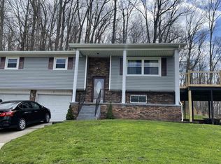 102 Warren Rd, Huntington, WV 25704