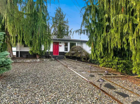 6426 185th St SW, Lynnwood, WA 98037