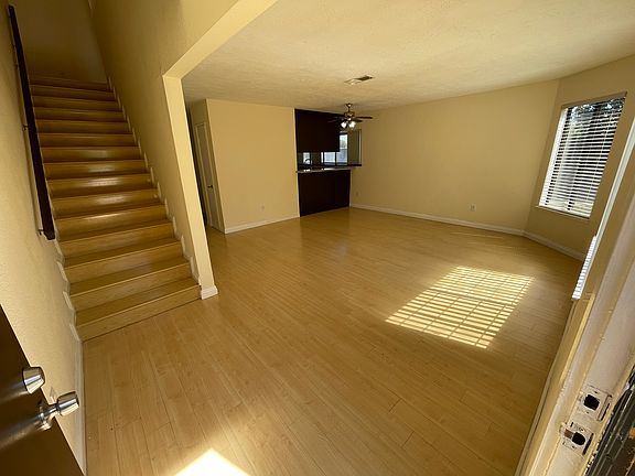2nd image of 14431 Chadron Ave
