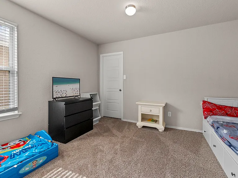 9219 Yaya Rd — Photo 23